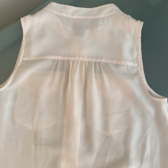 J. Crew Cream Crepe Sleeveless Tank Size 2 - Picture 3 of 4